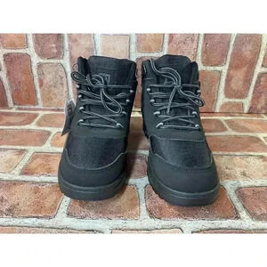 New Boys Avalanche Boot Shoes Sz 4 Black/Gray New